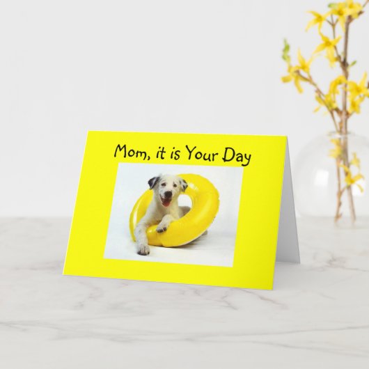 LATEN WE DE SPELING OVER DE MOM VAN DE MOEDERDAG A KAART (Gele Bloem)