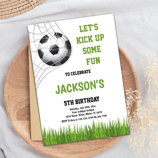 Laten we een leuke Soccer Birthday Invitations mak Kaart