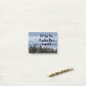 Laten we een mooie plek vinden post-it® notes (Op bureau)