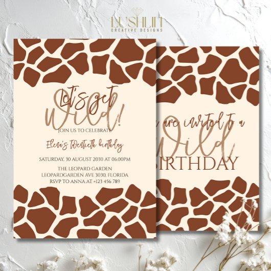 Laten we een wild dier giraffe print verjaardagsfe kaart