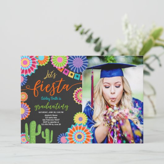 Laten we Fiesta Afstuderen Uitnodiging Mexicaanse (Staand voorkant)