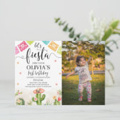 Laten we Fiesta Verjaardag Foto Uitnodiging Wit (Staand voorkant)