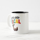 Laten we Fiscaal krijgen: Finance Fun Tweekleurige Koffiemok (Voorkant links)