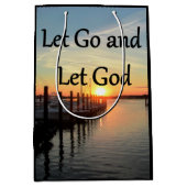 LATEN WE GAAN EN GOD SUNSET LATEN ZIEN MEDIUM CADEAUZAKJE (Voorkant)