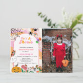 Laten we gaan Ghouls Halloween Retro Groovy Verjaa Kaart (Staand voorkant)