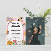 Laten we gaan Ghouls Halloween Retro Groovy Verjaa Kaart (Staand voorkant)