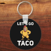 Laten we gaan Taco Grappige Trump Kip Kostuum Grap Sleutelhanger (Voorkant)