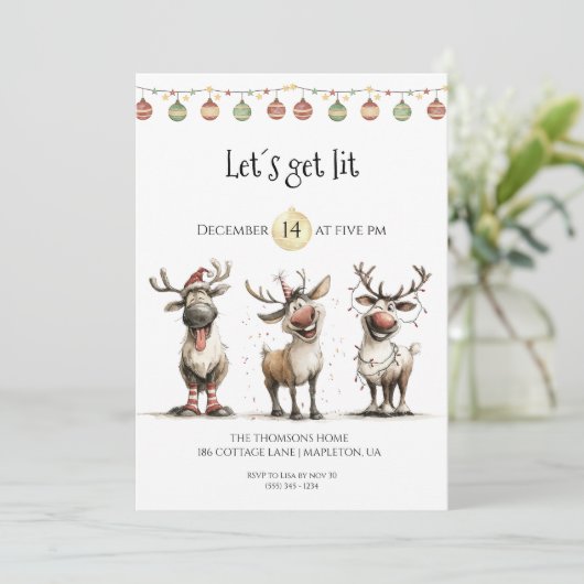 Laten we het aangestoken leuke rendieren feestdage kaart (Staand voorkant)