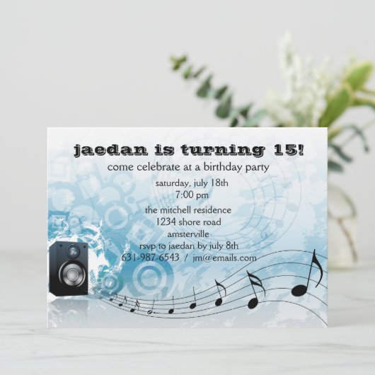 Laten we luid worden - uitnodiging van de Birthday (Staand voorkant)