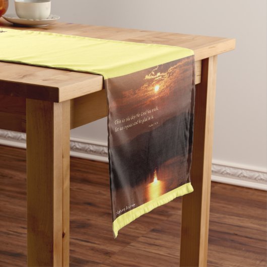 Laten we ons verheugen over Table Runner Korte Tafelloper (Voorbeeld)