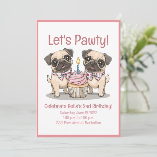 Laten we Pawty Verjaardag Pug Dogs Cupcake Kaart (Staand voorkant)