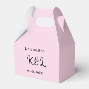 Laten we proosten op verlovingsnaam letter roze bedankdoosjes