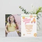 Laten we Roll Meisje Roller Schaatsen Verjaardag F Bedankkaart (Staand voorkant)