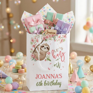 Laten we rondhangen luiaard kinderen verjaardag medium cadeauzakje