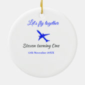 Laten we samen vliegen eerste verjaardag vliegtuig keramisch ornament (Achterkant)