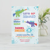 Laten we Soaked Water Pistool Party verjaardagsuit Kaart (Staand voorkant)