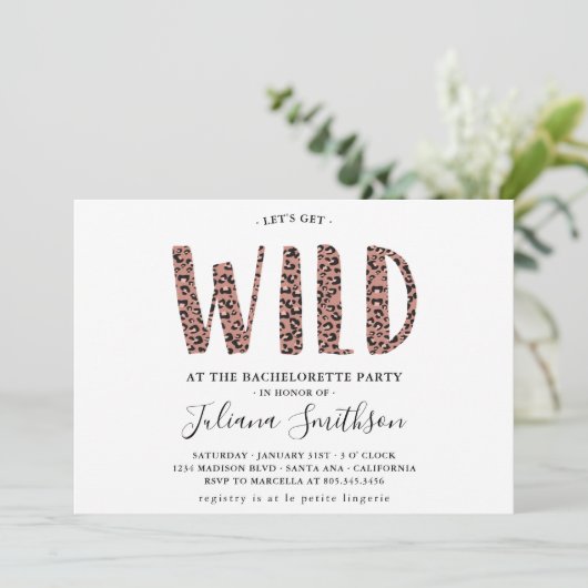 Laten we Wild Leopard Bachelorette feestje geven Kaart (Staand voorkant)