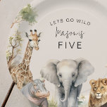 Laten we wild worden | Verjaardagsfeestje voor kin Papieren Bordje<br><div class="desc">Het plannen van een verjaardagsbash voor uw dierliefhebbende kind is net een stuk makkelijker geworden! Onze stijlvolle partypapieren borden design zijn voorzien van een scala aan safaridieren en moderne sjabloon tekst, en bieden een leuke en unieke manier om familie en vrienden samen te brengen. Dus, waarom deze verjaardag niet extra...</div>