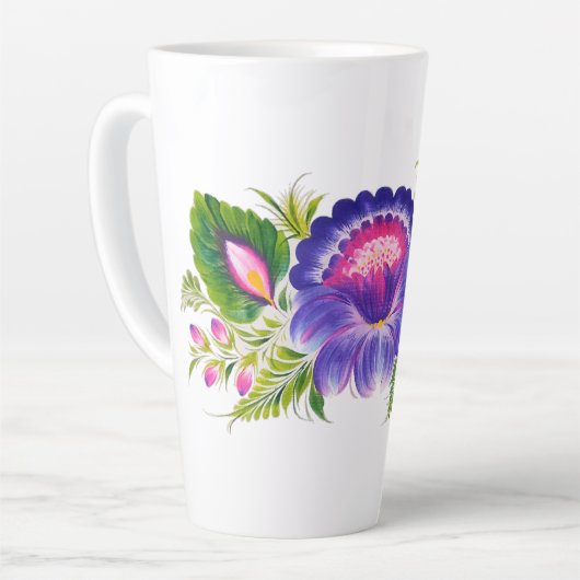 Latere mok met Oekraïens bloemontwerp (Linkerhoek)