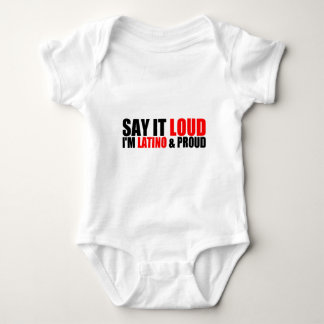 Latino en Proud Romper