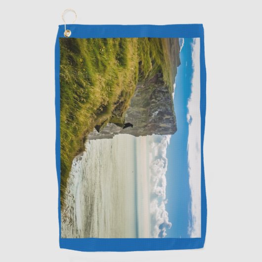 Latrabjarg cliffs, IJsland Golfhanddoek (Voorkant)