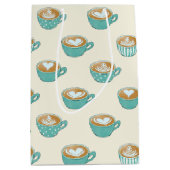 Latte Art in Cute Blue Coffee Mugs Medium Cadeauzakje (Voorkant)