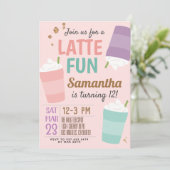 Latte Fun Coffee Birthday Uitnodiging (Staand voorkant)