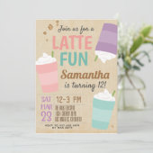 Latte Fun Coffee Birthday Uitnodiging (Staand voorkant)
