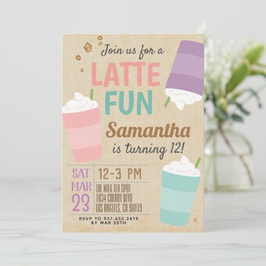 Latte Fun Coffee Birthday Uitnodiging (Staand voorkant)