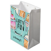 Latte leuke koffie bobba thee verjaardag medium cadeauzakje (Voorkant Gekanteld)