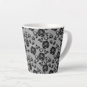 Latte mokkop zwart kant met rozen mok (Rechterhoek)