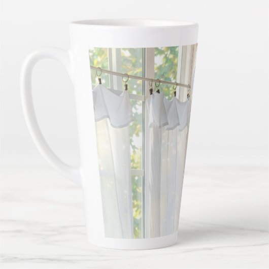 Latte Mug Curtain in the Wind Mok (Links)
