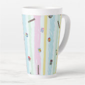 Latte Mug – Sports & Stripes Pastel Racing Design Mok (Rechterhoek)
