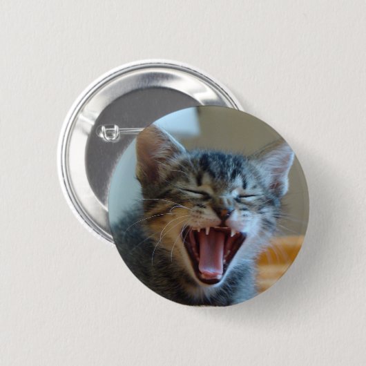 Laughing Kitten Ronde Button 5,7 Cm (Voorkant /achterkant)