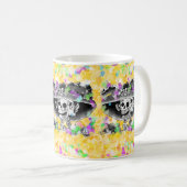 Laughing Skeleton Woman in Bonnet Koffiemok (Voorkant rechts)