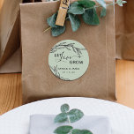Laurel Leaves Let Love Grow Wedding Ronde Sticker<br><div class="desc">De rijke groene sticker met laurelbladeren,  laat de liefde groeien in script en modern lettertype. Geweldig voor bruiloft gunt zegels.</div>