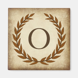 Laurel Wreath Aged Papyrus Monogram Initiaal O Magneet