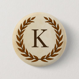 Laurel Wreath op Initiaal K van Parchment Monogram Ronde Button 5,7 Cm