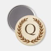 Laurel Wreath op Initiaal Q van Parchment Monogram Magneet (Voorkant / Achterkant)