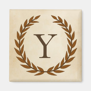 Laurel Wreath op Initiaal Y van het Parchment Mono Magneet