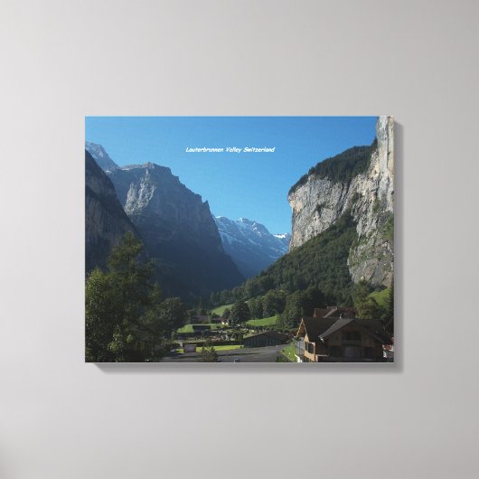 Lauterbrunnen Valley Canvas Muurprint (Voorkant)