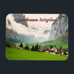 Lauterbrunnen Zwitserland gestilised Magneet<br><div class="desc">Lauterbrunnen is een picturesque dorp in een van de meest indrukwekkende dal-valleien in de Alpen, tussen gigantische rotsgezichten en bergpieken. De Lauterbrunnen Valley is een van de grootste natuurgebieden van de natuur in Zwitserland.</div>