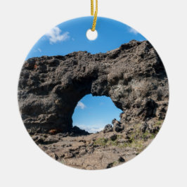 Lava-venster in Dimmuborgir, gebied Myvatn - IJsla Keramisch Ornament