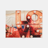 LAVE (Big Red Lettering) Fleece Deken (Voorkant (Horizontaal))