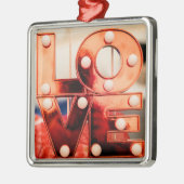 LAVE (Big Red Lettering) Metalen Ornament (Links)