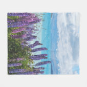 Lavendel aan de oever van het meer fleece deken (Voorkant (Horizontaal))