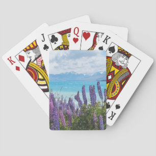 lavendel aan de oever van het meer pokerkaarten
