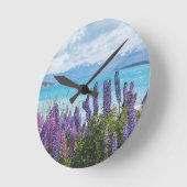 Lavendel aan de oever van het meer ronde klok (Hoek)