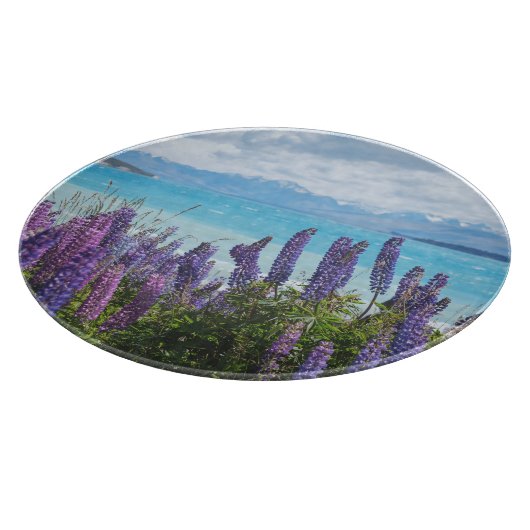 Lavendel aan de oever van het meer snijplank (Hoek)