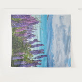 Lavendel aan de oever van het meer wandkleed (Voorkant (horizontaal))